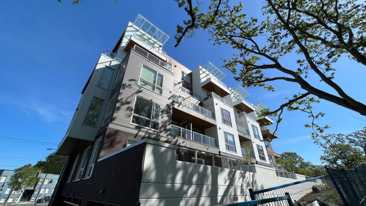 Hillside Oasis By Iris Properties! 維多利亞 外观 照片